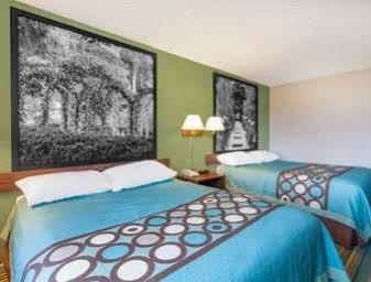 Super 8 By Wyndham Harrisburg Hershey West Exterior photo